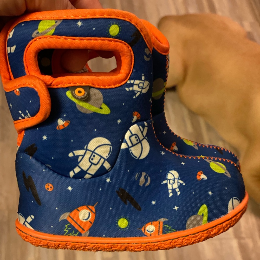 Little Boys Size 6 Bogs Boots